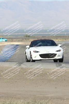 media/Sep-15-2024-Speed Ventures (Sun) [[7a54f7ed2f]]/Purple Group/Session 1 (Outside Grapevine)/